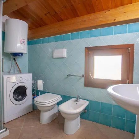 The 2nd Floor Apartman Olbia